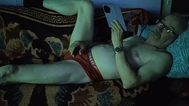 cumloverboyxx69 webcam