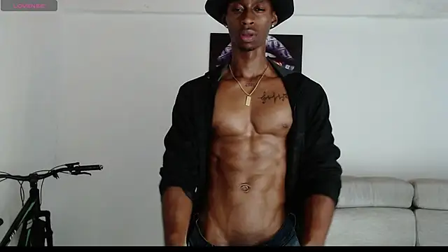 drake_brwon_23 live cam on StripChat