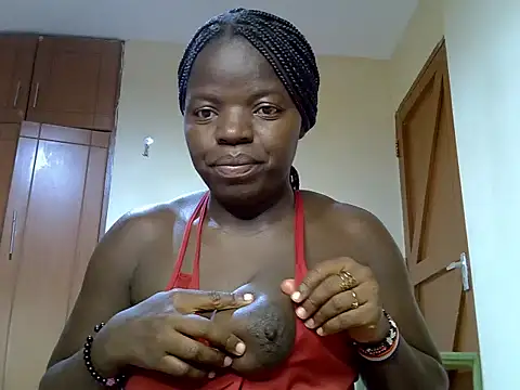 misscandic_ webcam