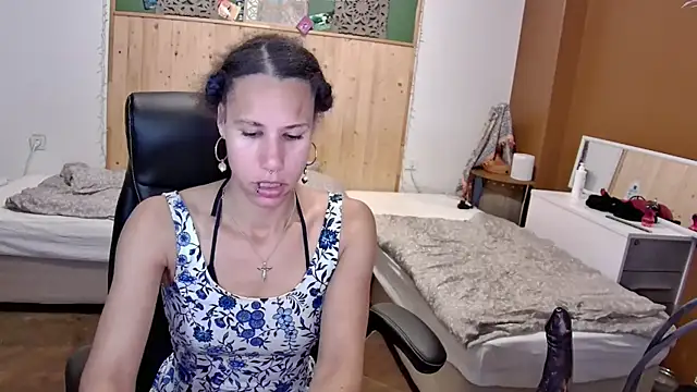 AaliyahHarris webcam