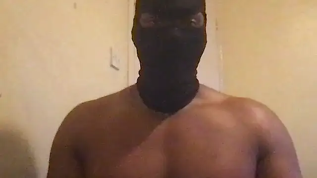balaclavalovee webcam