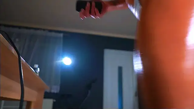 AmidaChris webcam