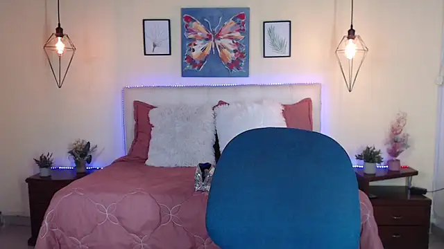 Megan_05_ webcam