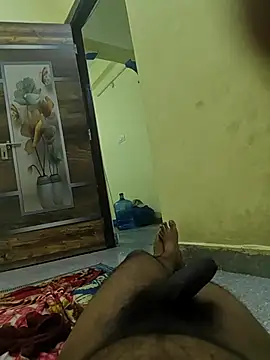 Romantic_boy143 webcam