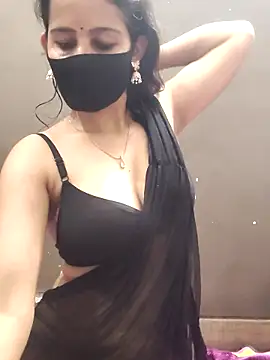 Kanika_76 webcam