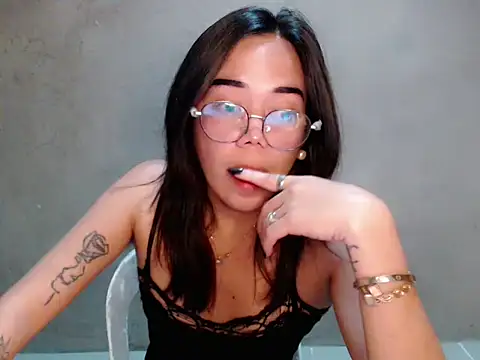 Urbabydollxxx webcam