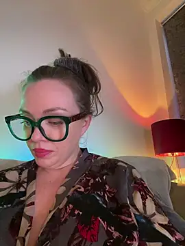 FemDom_RubyKnightXXO webcam