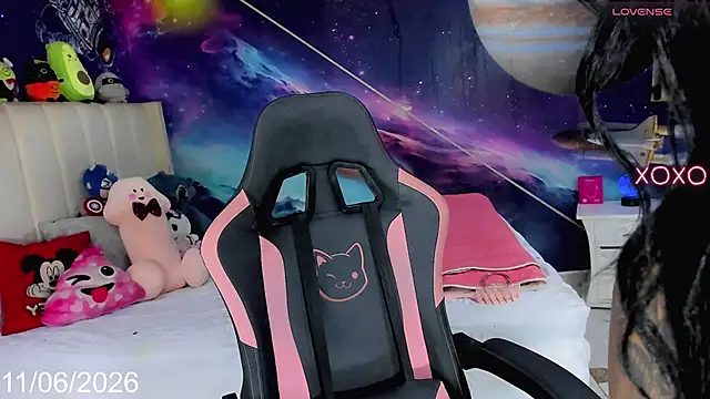 Nella_Dolls webcam
