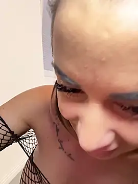 Watch KirstieVegas live on EroticFlix - High definition streams