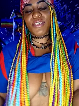 AmazonianMistress webcam
