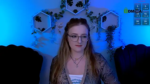 luna_berryy webcam