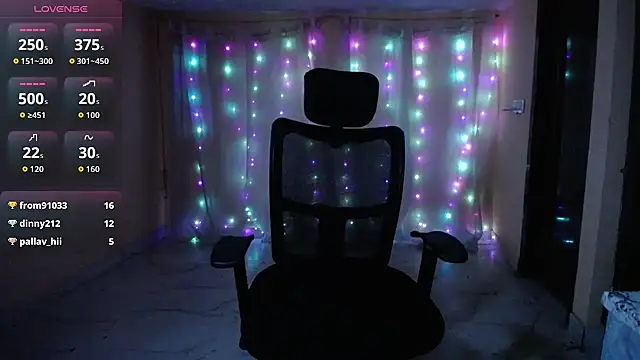 NAUGHTY_Niya webcam