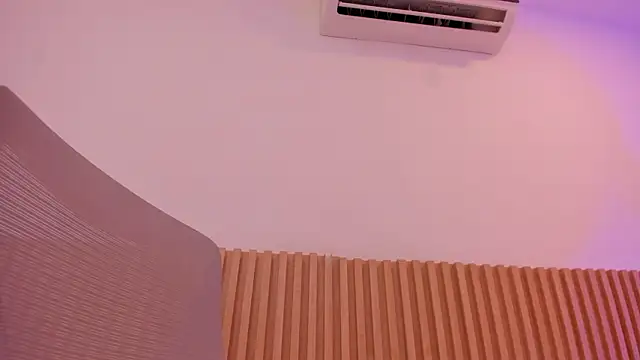 OliviaSweett webcam