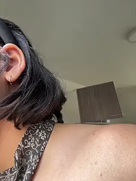 Watch Capricho_01 live on EroticFlix - High definition streams