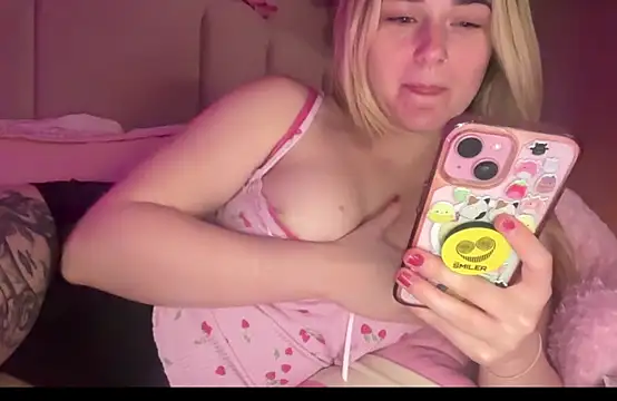 Pinkiepieexo webcam