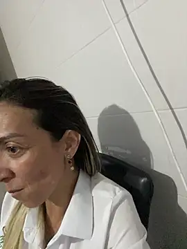 AlanaBrunetteX_X webcam