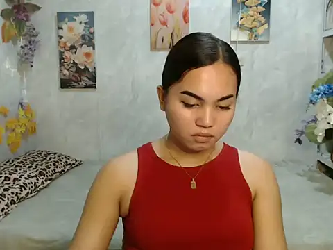 ur_asiankat webcam