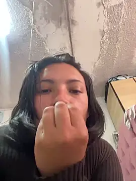 sarita_hos webcam