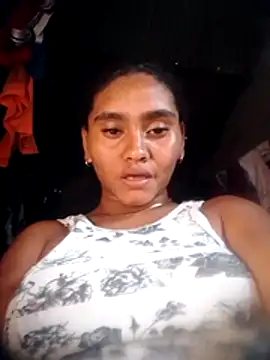 Lela-Chanel webcam