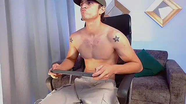 AxelFalconn webcam