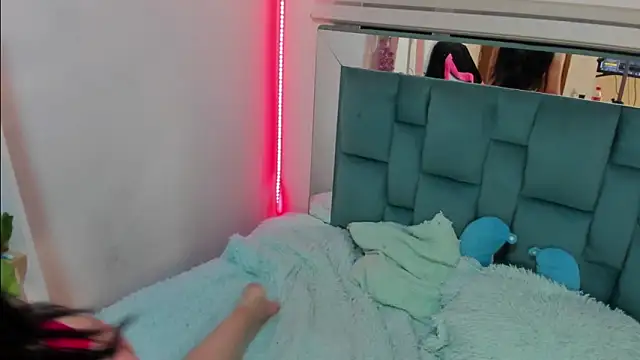Mady_Braley webcam
