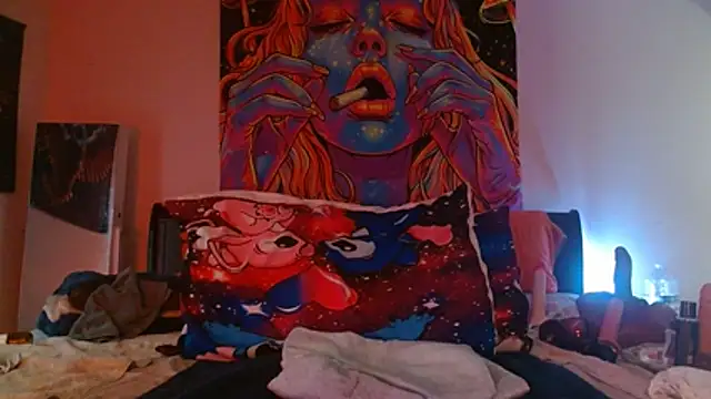 EnticingAaliyah webcam