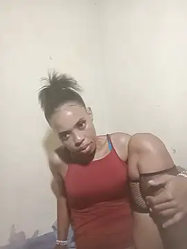 Reddewww live cam on StripChat