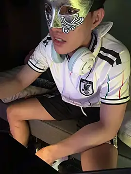 Watch boyhigh1997 live on EroticFlix - High definition streams