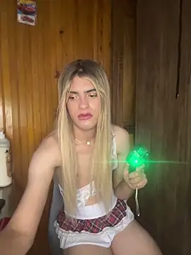 Samantha_loch webcam