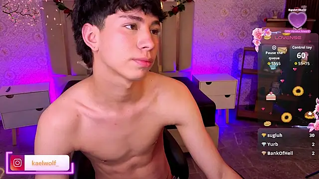 kaelwolf_tay webcam