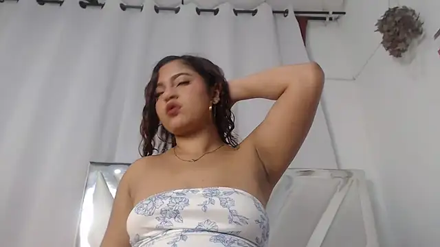 AlannaHarper webcam