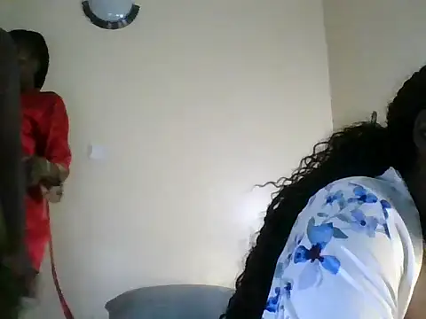 cutelady1 webcam