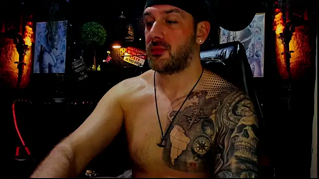 LexHardy live cam on StripChat
