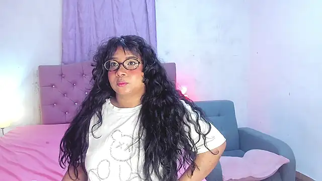 Latinabombsheell webcam