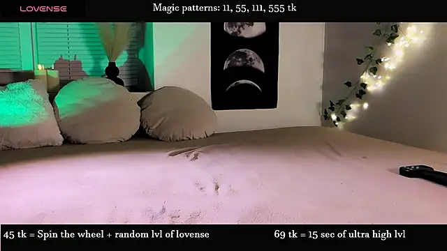 Alicia_x_art webcam