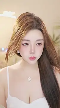 Qiaoqiao__ webcam