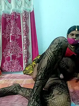 Poojar69 webcam