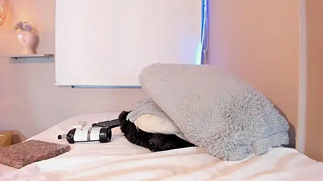 Roxy_Stonee webcam