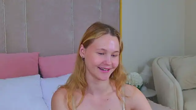 AmeliRoyse webcam