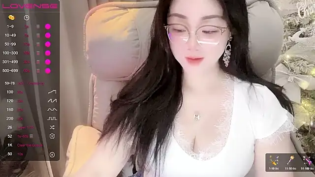 Monica-666888- webcam