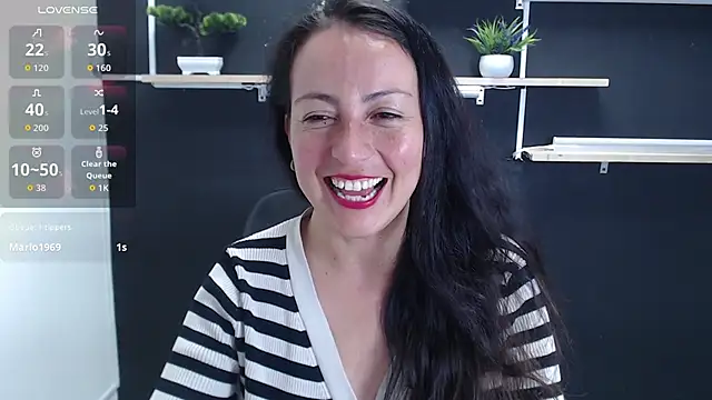 Lauryn_Jones webcam