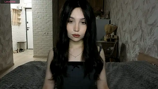 Qwami_Amie webcam