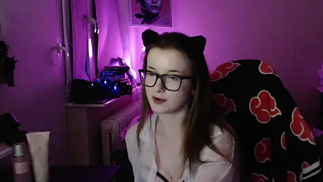LunaXcherry webcam