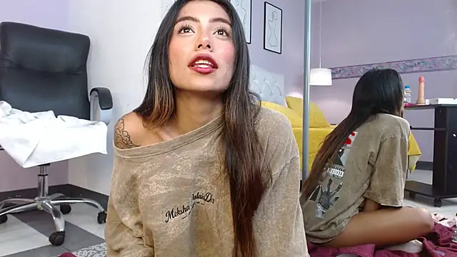 Cataleyaa23 webcam