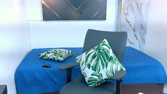 GoldenDesireX_ webcam