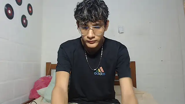 alan048idk webcam