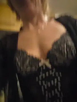 SweetLuc11 webcam