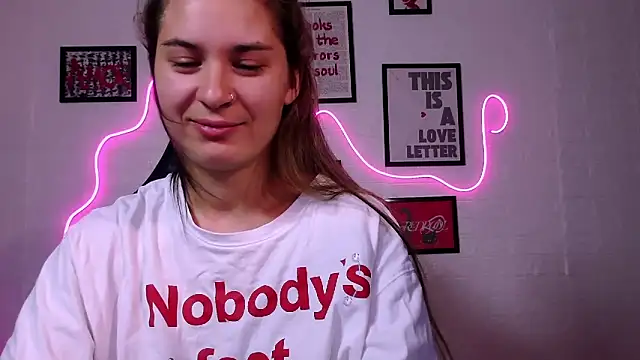 AlisaFrost webcam