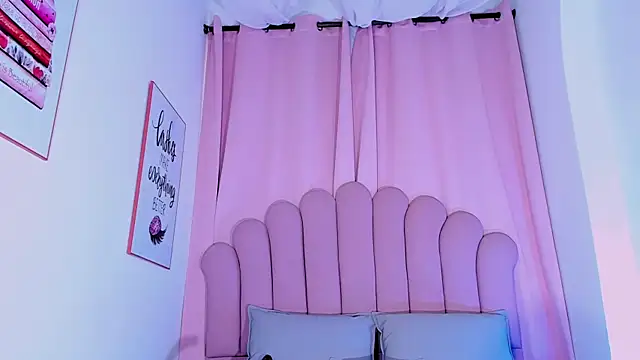 NicoleMadrird webcam