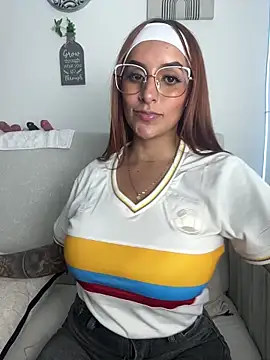 seized_lust (F young) - Suck boobs